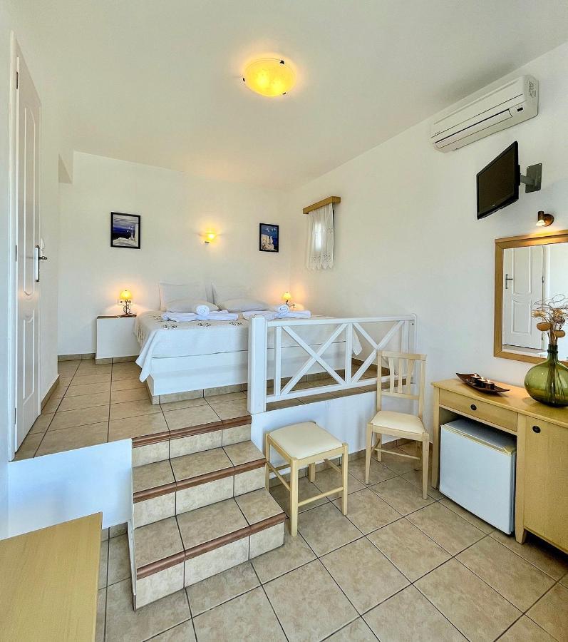 Horizon Hotel Folegandros Town Exterior photo