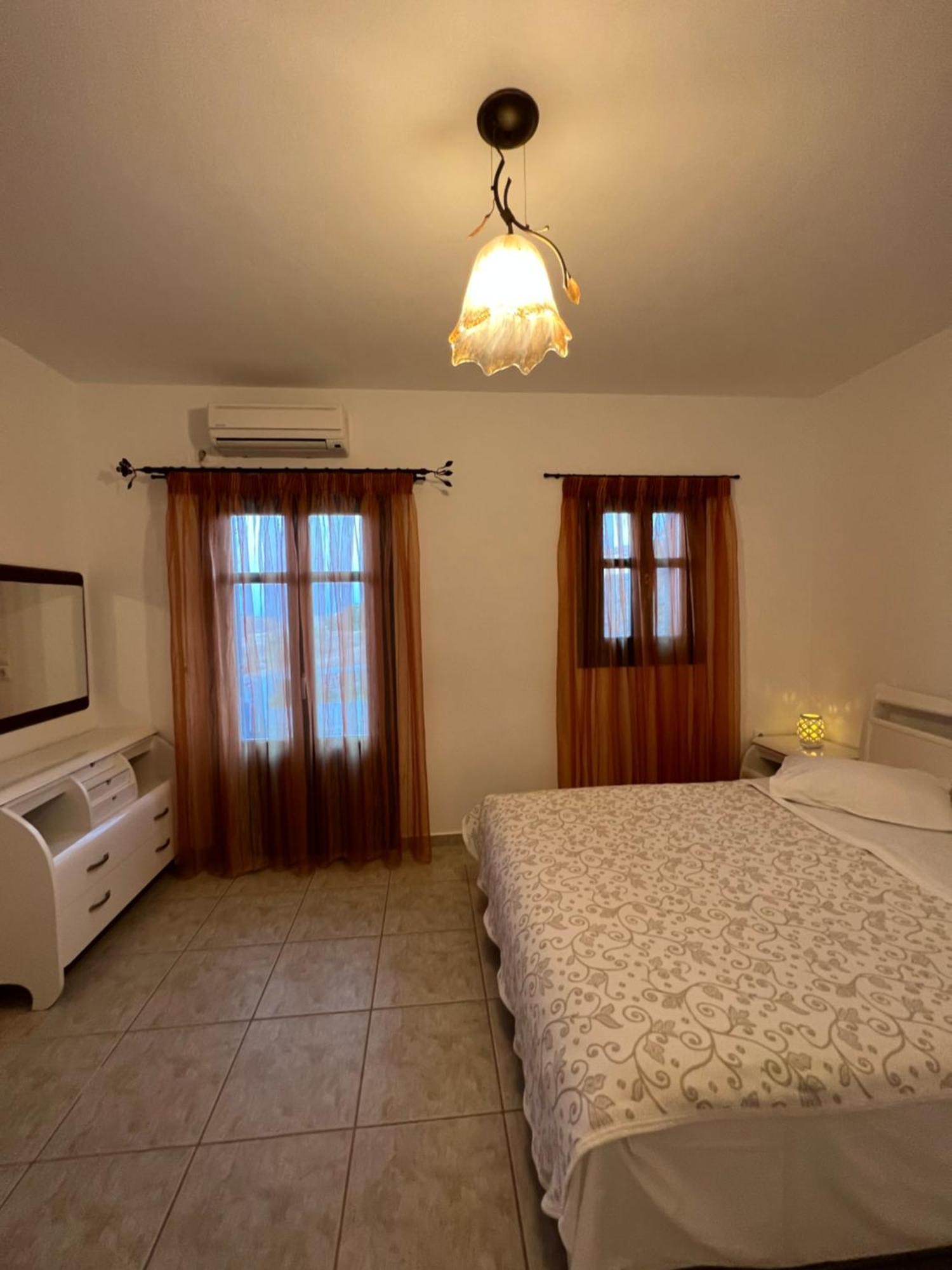 Horizon Hotel Folegandros Town Exterior photo