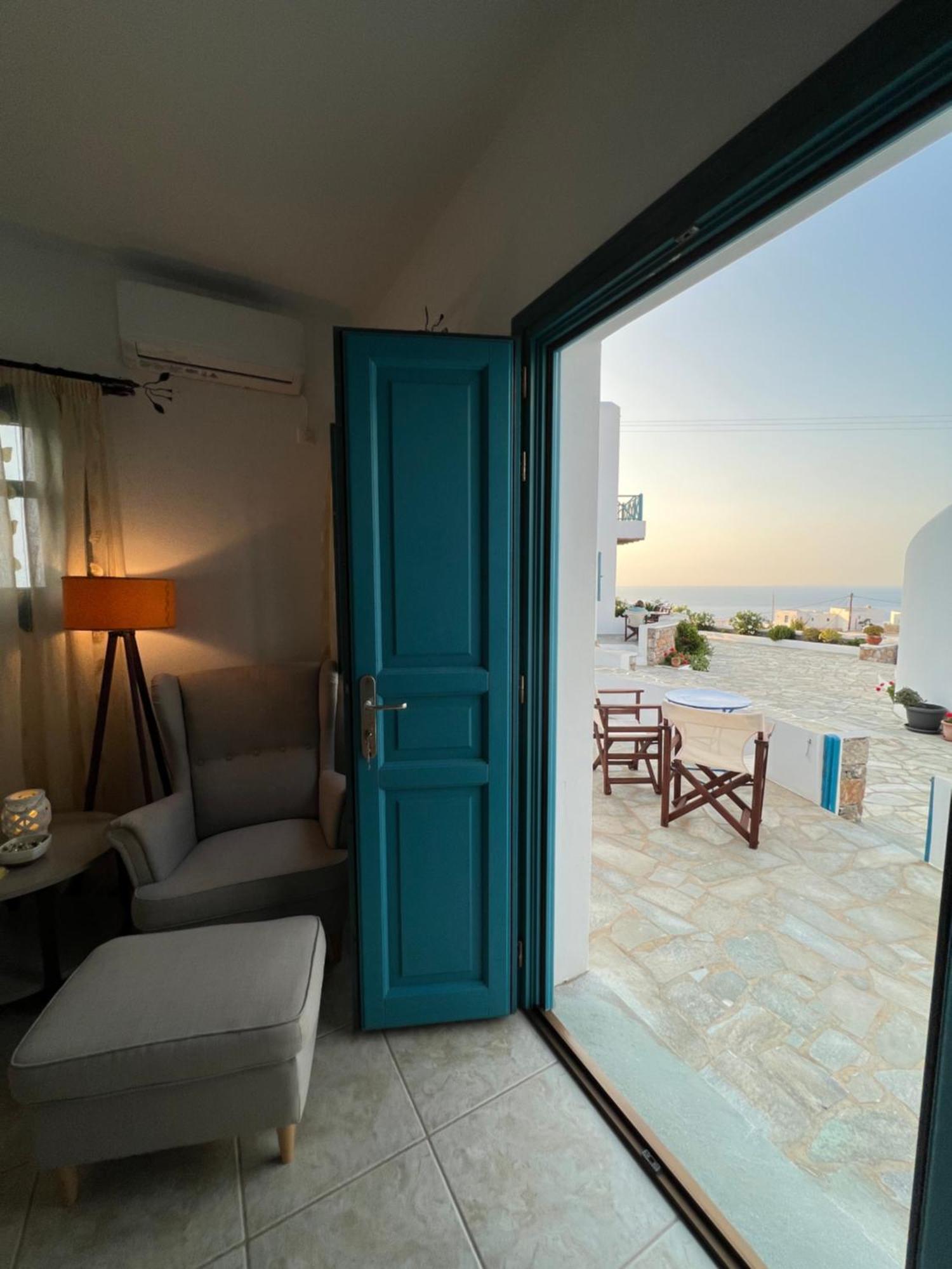 Horizon Hotel Folegandros Town Exterior photo