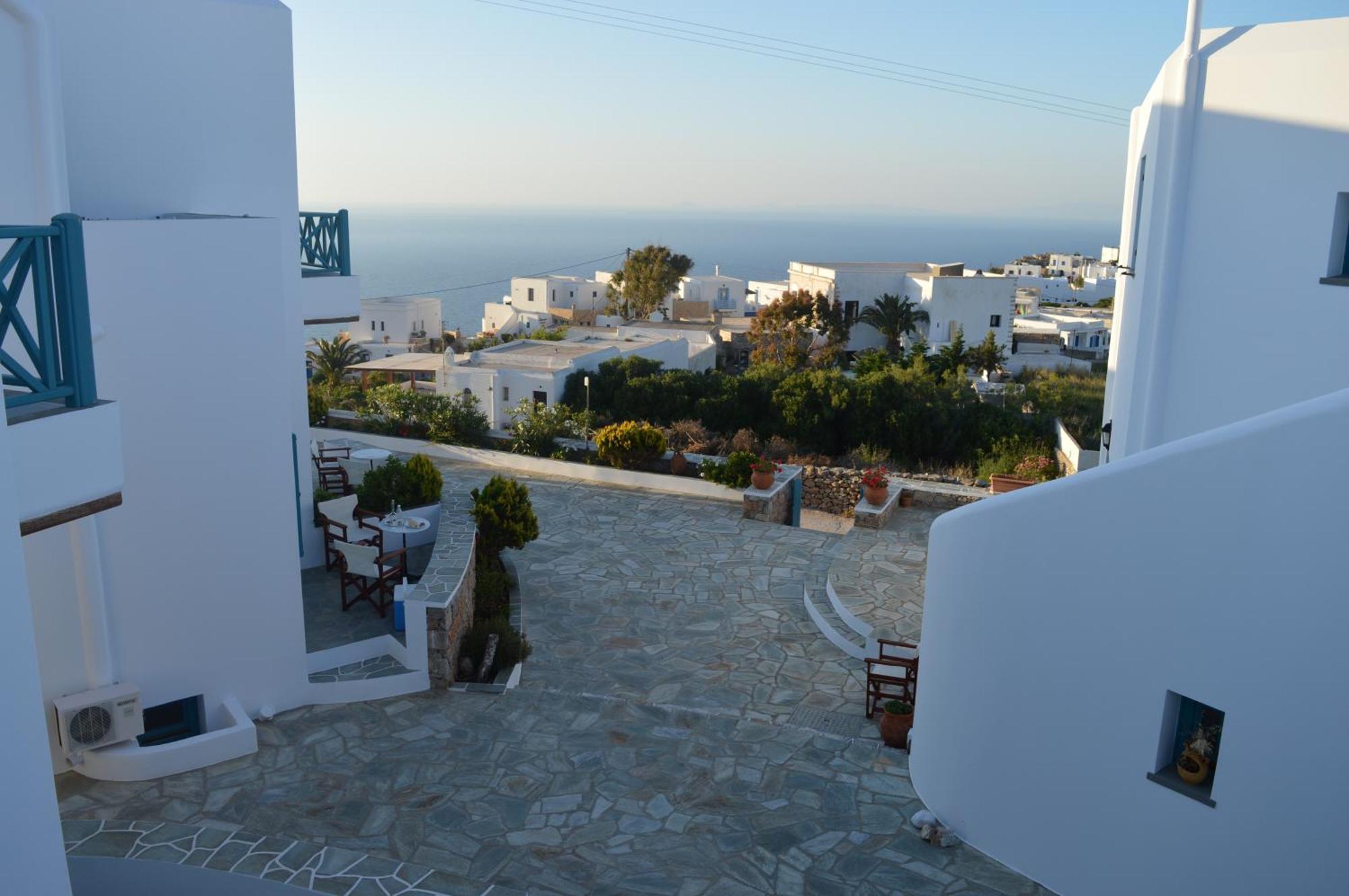 Horizon Hotel Folegandros Town Exterior photo